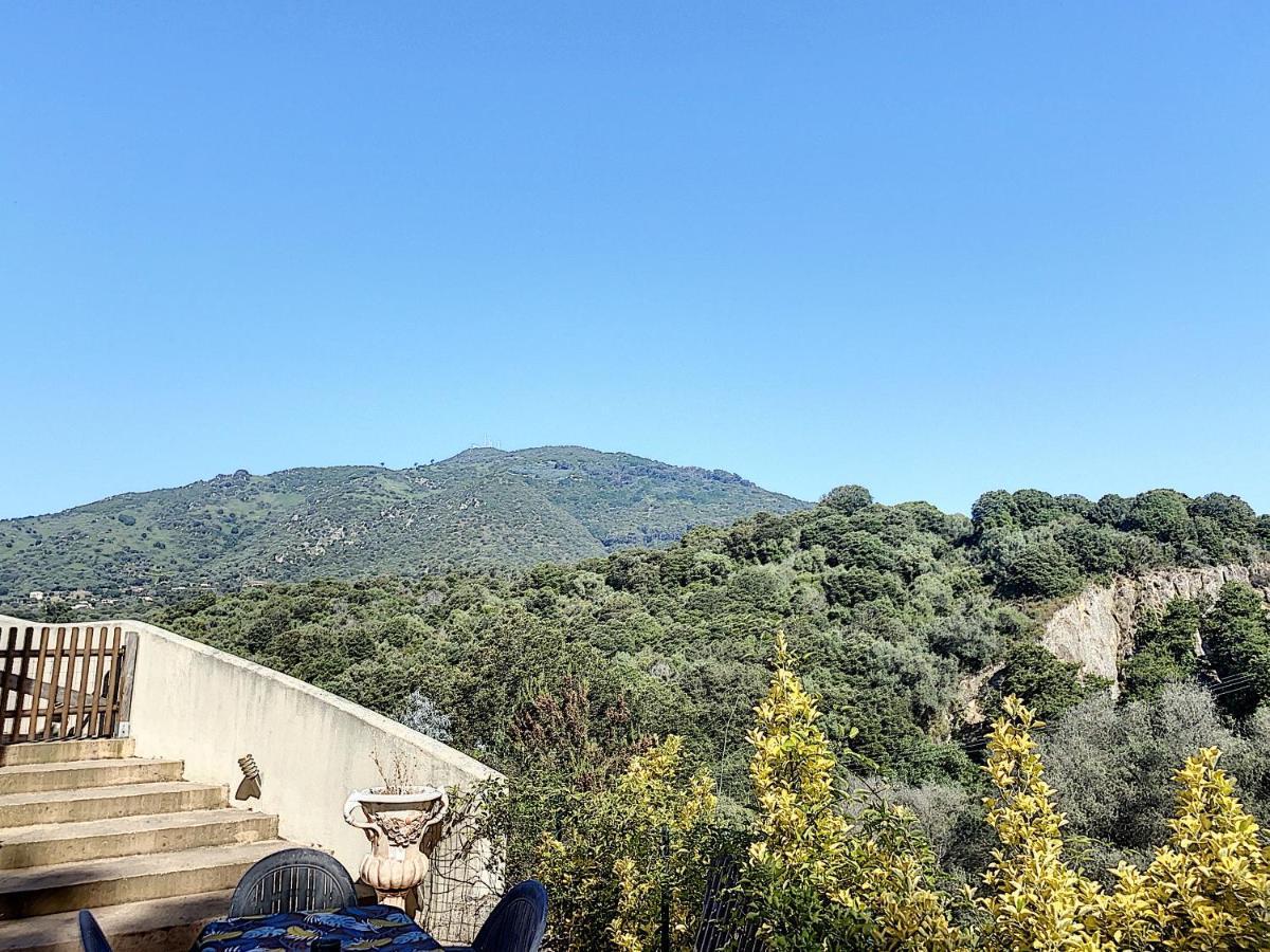 Grand appartement spacieux à 5 min du centre ville Ajaccio  Esterno foto
